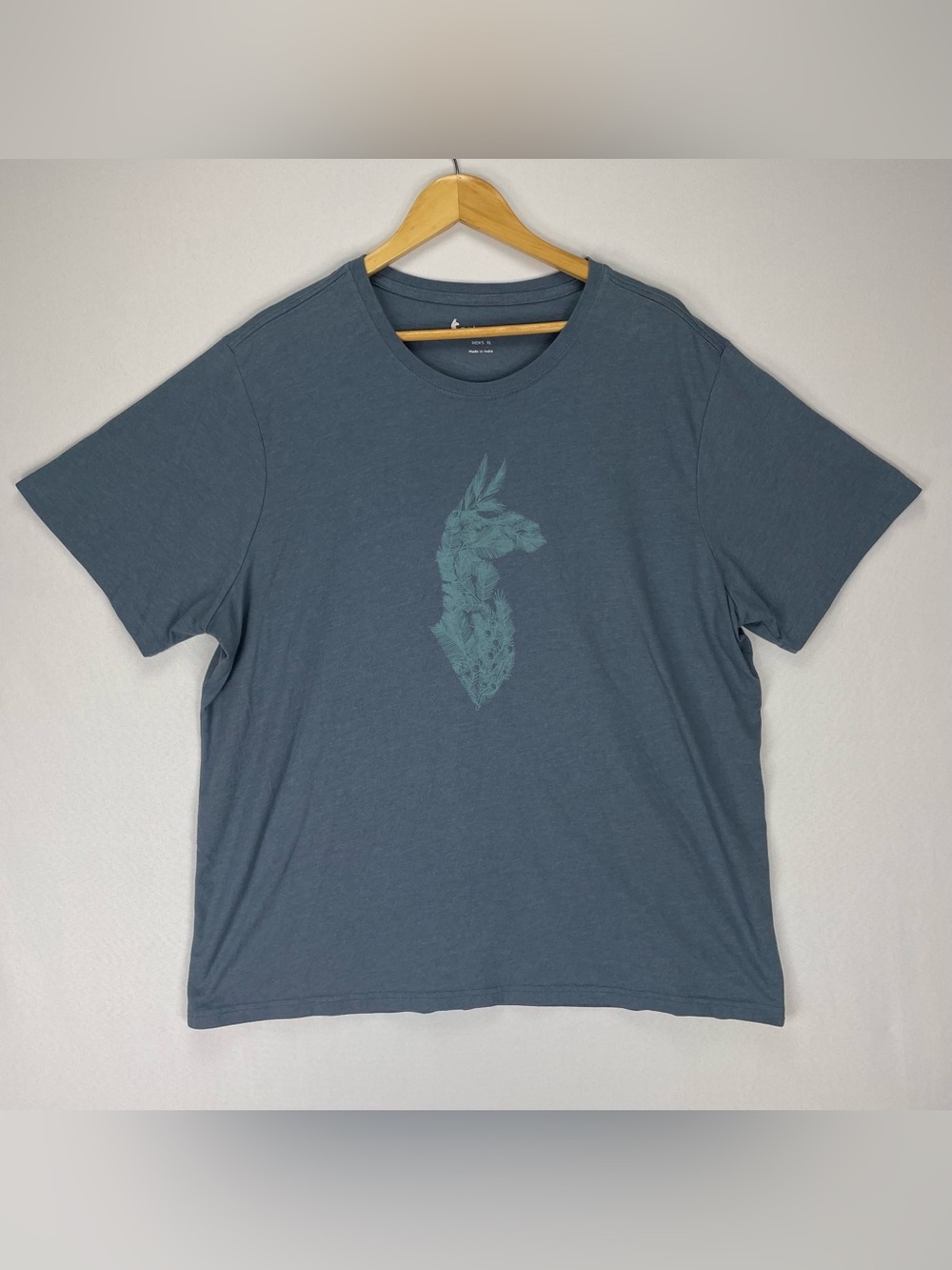 Cotopaxi T Shirt Men’s XL Blue Graphic Crewneck Tee Floral Llama Olive Branch